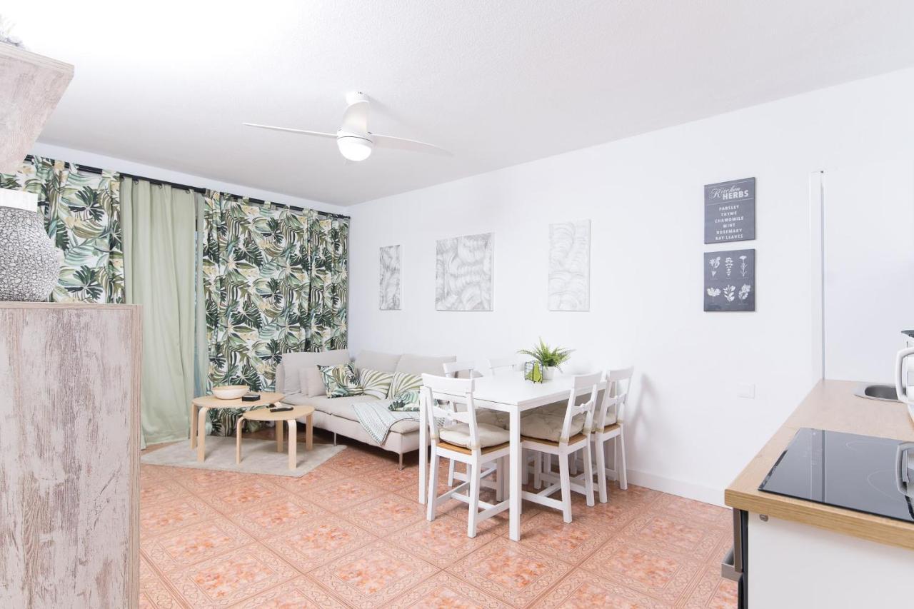 Sea View, Newly Renovated, 2 Bedrooms Apartment In Costa Adeje Esterno foto